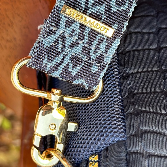 Stella & Dot Crush it Camera Bag - Dark Blue - Picture 14 of 15